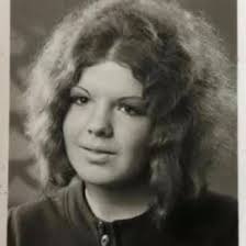 🧡 For me Saturdays have a Silver lining, a day with dawning hope. It's the  start of the weekend for most of us. It's the day where likely a lot of  action