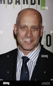 Simonson hi-res stock photography and images