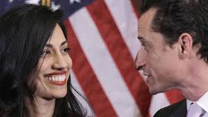 Mauvaise passe pour Huma Abedin, la conseillère «secrète» d'Hillary Clinton 