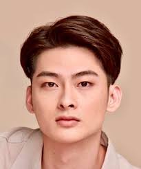 Tom Wang (王庭勻)