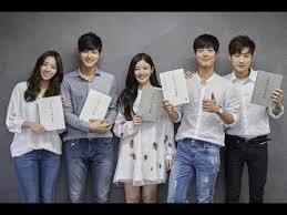 Dalam artikel ini cara download drakor love in the moonlight ini juga dilengkapi cara nonton drama korea streaming di hp. Bioadata Pemain Drama Korea Love In The Moonlight Youtube