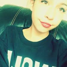 Isabelle Mitchell (@isabellemitch01)