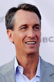 Former Gator Collinsworth among 83 rescued