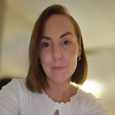 Vivid , alt & blonde specialist 🔮🦇🌙🏳️‍🌈 (@thehaircoven_) • Instagram  photos and videos