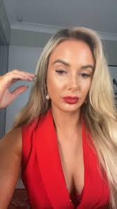 CEO of drinking water #margotrobbie #haventseen #wolfofwallstreet