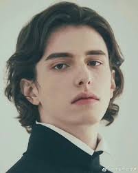 美籍仙系男模 Eric Warner