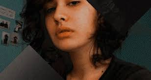 Spotify Canvas designers for hire