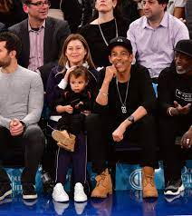 May 25, 2021 · „was als überfall begann, endet als familie. Grey S Anatomy Star Ellen Pompeo Ist Eine Liebende Ehefrau Und Die Stolze Mutter Von 3 Wunderschonen Kindern