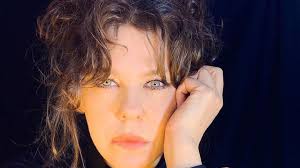 Bárbara Paz revela ser uma pessoa não-binária: "Descobri há pouco tempo"