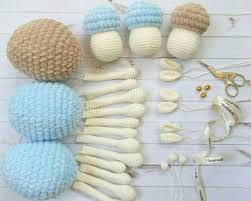 Kadife Ipten Amigurumi Kuzu Yapimi Tarifi Amigurumi Modelleri Orme Sapka Desenleri Kadife