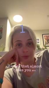 2 weeks before my 29th bday got diagnosed with cervical cancer… its been a  hard year but I turn 30 in 10 days :)#survivor #fyp #fckcancer