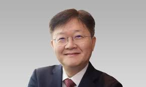 Sunghwan Cho