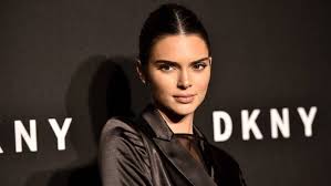 Kendall nicole jenner is an american model, socialite, and media personality. Eaxo8ney6ifk4m