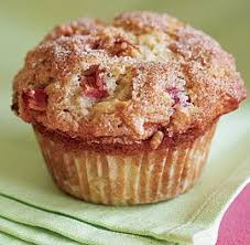 Cinnamon Rhubarb Muffins Recette Dessert Rubarbe Recette Dessert Gateaux Et Desserts