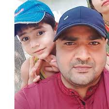 समाजसेवी हल्लू राम सुंदर यादव की नेकदिली: दलित महिला संगीता गौतम के जर्जर  घर को बनवाएंगे पक्का, एक महीने में पूरा होगा सपना प्रतापगढ़, 17 ...