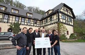 Wiedeking Stiftung Unterstutzt Das Seehaus Leonberg Seehaus E V