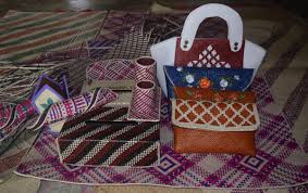 See more of kerajinan anyaman tikar pandan on facebook. Kerajinan Anyaman Pandan Woven Pandan Craft Steemit