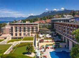 It has several restaurants, a bar, buddha spa, indoor. Die 10 Besten Hotels In Evian Les Bains Frankreich Ab 81