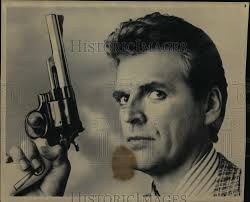 1988 Press Photo David Rasche stars as a rebel cop with a comic cause in ABC