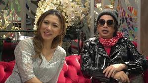 Azwan ali aka diva aa has gained tons of praise from netizens for utilising his social media platforms to openly criticise the government. Azwan Sayang Azmin Ali Dan Ummi Hafilda Doa Damai Youtube