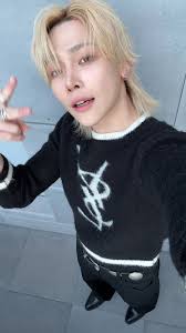 [🍓 NICHOLAS || WEVERSE UPDATE || 083025], 🦁🦁, #andTEAM #NICHOLAS