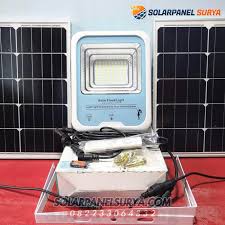 Produk lampu luar led seperti lampu pedestal dan lampu dek merupakan solusi ideal untuk menerangi pintu dan jalan masuk depan. Jual Lampu Taman Solar Cell Sorot 150 Watt Lampu Sorot Led Tenaga Surya 150w Solar Panel Surya