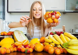 Ma come facciamo a introdurre la quantità giusta di fibre e quale è la dose corretta da assumere all'interno di una dieta sana ed equilibrata? Fibra Alimentare Essenziale Per Una Dieta Sana E Corretta