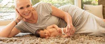 يعرف عدم الإنجاب بأنه حالة ألا يكون لديك أطفال. Ø§Ù„Ø¥Ù†Ø¬Ø§Ø¨ Ø§Ù„Ù…ØªØ£Ø®Ø± Ø£Ù…ÙˆÙ…Ø© ØªØ¬Ù„Ø¨ Ø§Ù„Ù…ØªØ§Ø¹Ø¨ Meo