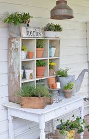 40 Elegant Farmhouse Garden Decor Ideas Bauerngarten Bauernhausstil Und Blumenerde