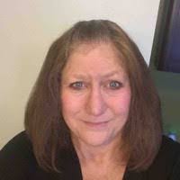 Amanda Brimer's Instagram, Twitter & Facebook