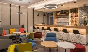 Holiday inn express omaha west. Holiday Inn Gorgeous Smiling Hotels