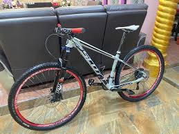 From your backyard singletracks to the circuits of the world cup, scott's got the mountain bikes to help you conquer anything in your way. Mtb Scott 29 Sports Bicycles On Carousell