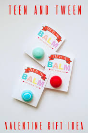 Ready to buy that special someone a little special something, but not really sure what to gift them? You Re The Balm Free Valentine S Printable All Things Thrifty