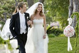 Check spelling or type a new query. Die Rache Hochzeit Alle Details Zu Emily Thornes Brautkleid