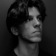 Ten Tonnes: Cracks Between (Music Video 2017)