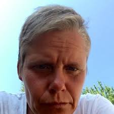 Anna Pettersson (@pet98398741)