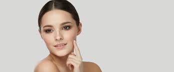 Fiona Barr's Instagram, Twitter & Facebook