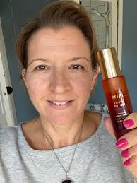 Tropic Skincare with Kirstie Edwards