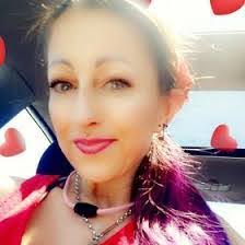 Amie Lewis's Instagram, Twitter & Facebook