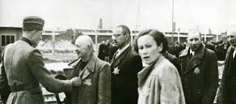 Jan 28, 2020 · die todesfabrik auschwitz sollte ihre effizienz 1944 noch steigern. Lemo Kapitel Der Zweite Weltkrieg Volkermord Vernichtungslager Auschwitz Birkenau