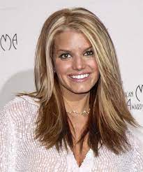 Hairstyles, jessica puts forth her style with her bombshell persona. 30 Jessica Simpson Hairstyles Hair Cuts And Colors