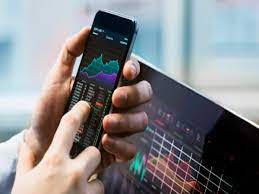 It is a very famous derivative product of singapore exchange as it allows foreign investors (fii) to take a sgx nifty futures trades for sixteen hours from 6.30 am to 11.30 pm as per indian time on singapore stock exchange. Sgx Nifty Down 5 Points Here S What Changed For Market While You Were Sleeping The Economic Times