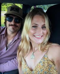 Luke Poghen's Instagram, Twitter & Facebook