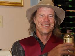 An Interview With Roadside Artist Mark Cline