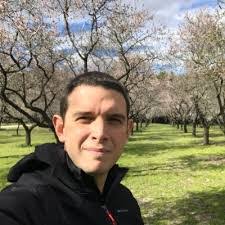 Daniel Bouza's Instagram, Twitter & Facebook