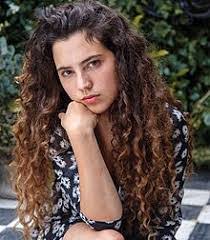 Carla El's Instagram, Twitter & Facebook