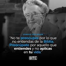 Antes de usar la Biblia como espada contra nuestro hermano(a) antes de  juzgar o criticar y ser soberbios y sentirnos sabios y creer tener la  verdad absoluta usémos la biblia como Espejo