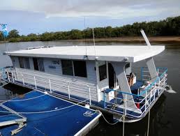 We know searching for the right boat or selling can be exhausting. 40 Houseboat For Sale 120 000 Aud Brisbane City Queensland 4000 House Boats For Sale House Boat Used Houseboats For Sale