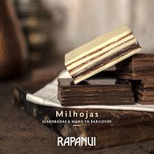 San carlos de bariloche, usually known as bariloche (spanish pronunciation: Rapanui Existe Una Combinacion Mas Perfecta Que Chocolate Y Dulce De Leche Milhojas De Chocolate Blanco Con Leche O Amargo Elaboradas A Mano En Bariloche Facebook