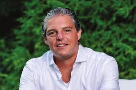 Kerry Herbst's Instagram, Twitter & Facebook